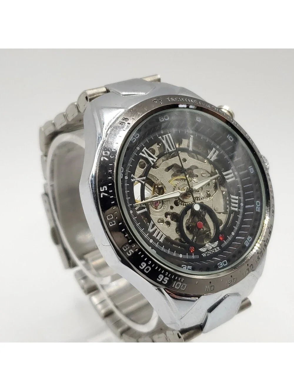 Winner pushers watch